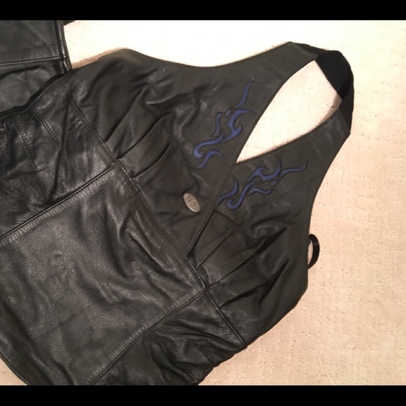 HD blue flames leather halter top and skort - Picture 9 of 15